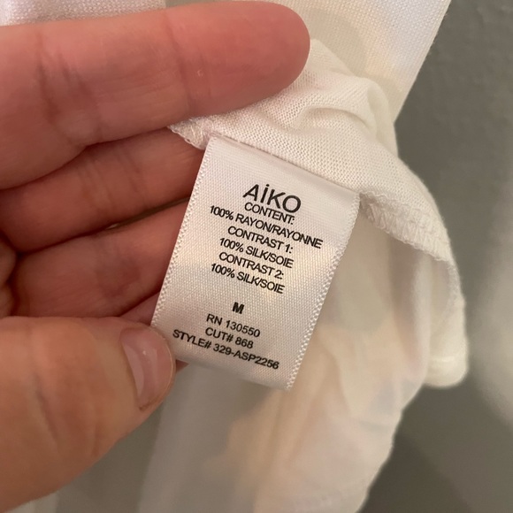 AIKO Neutrals Sheer Insert June Colorblock Top D1 - Picture 6 of 8